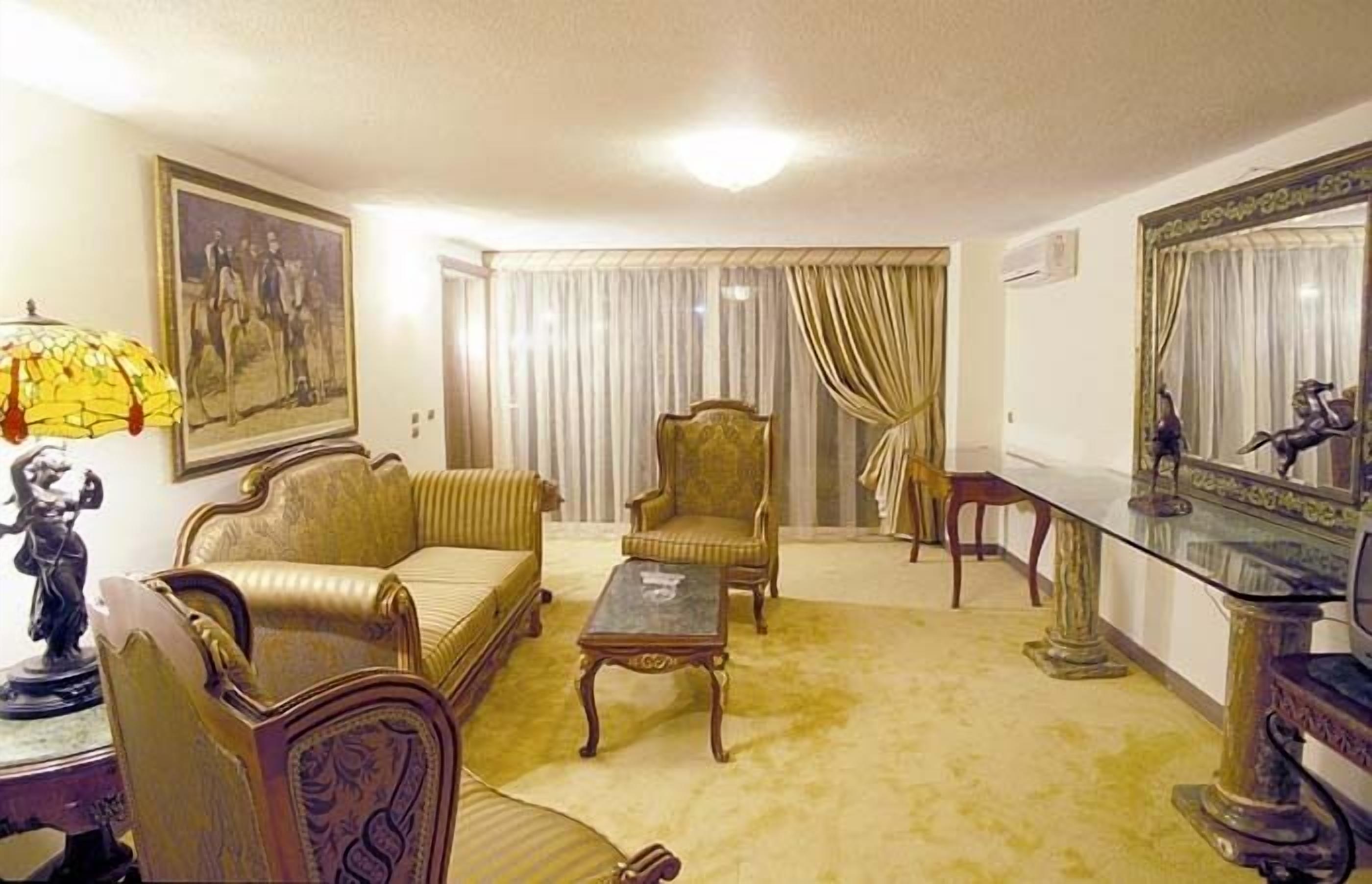 presidential suite | living area | tv
