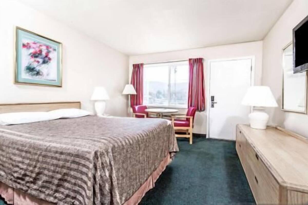 Caja de seguridad en la habitación, camas extra y wifi gratis