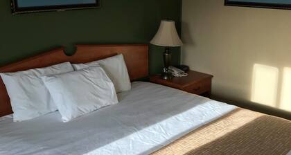 Travelodge by Wyndham La Grande