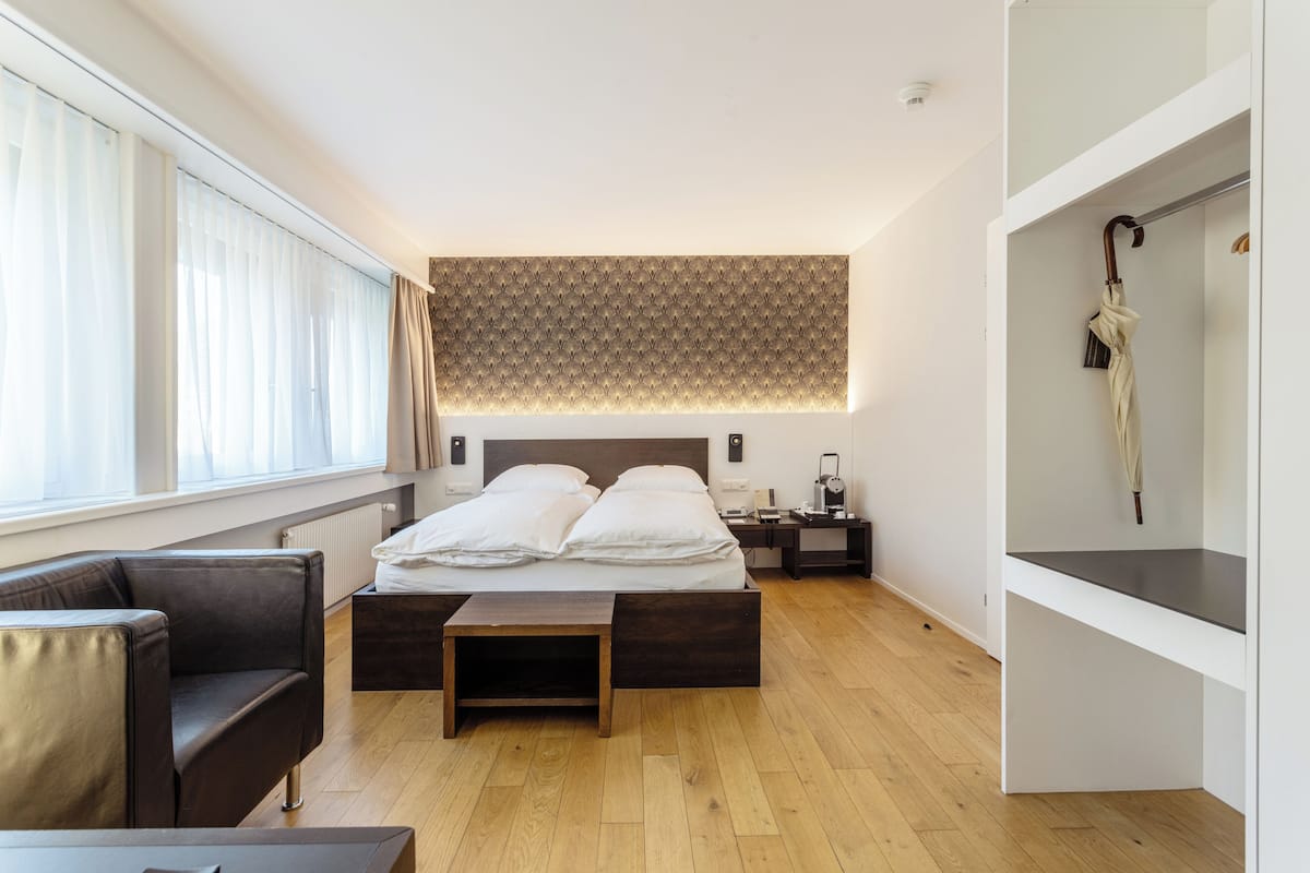 Superior - Room, 1 Queen Bed, Air Condition