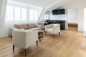 Suite, Climatisation | Literie hypoallergénique, minibar, coffres-forts dans les chambres
