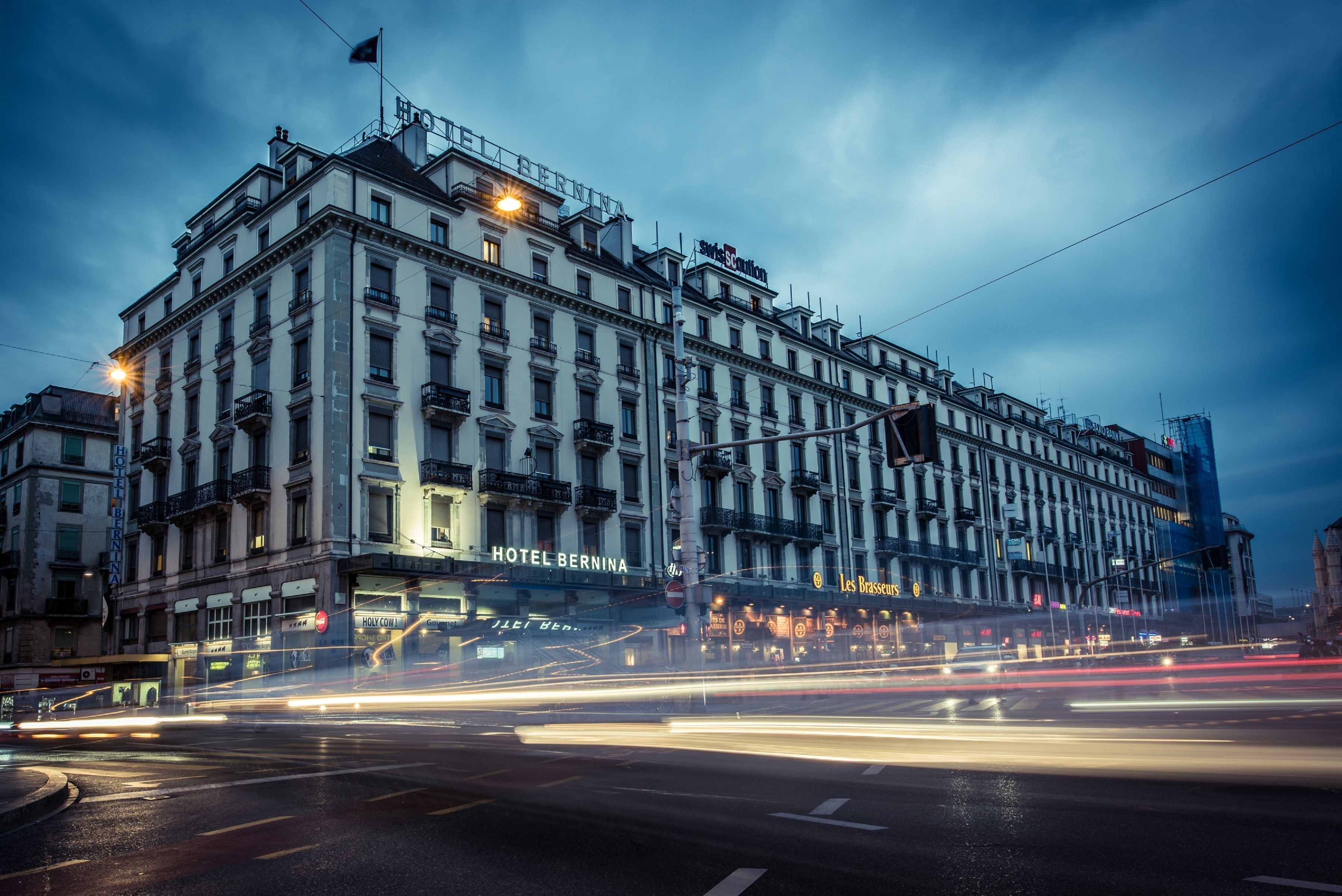 Fassade der Unterkunft – Abend/Nacht