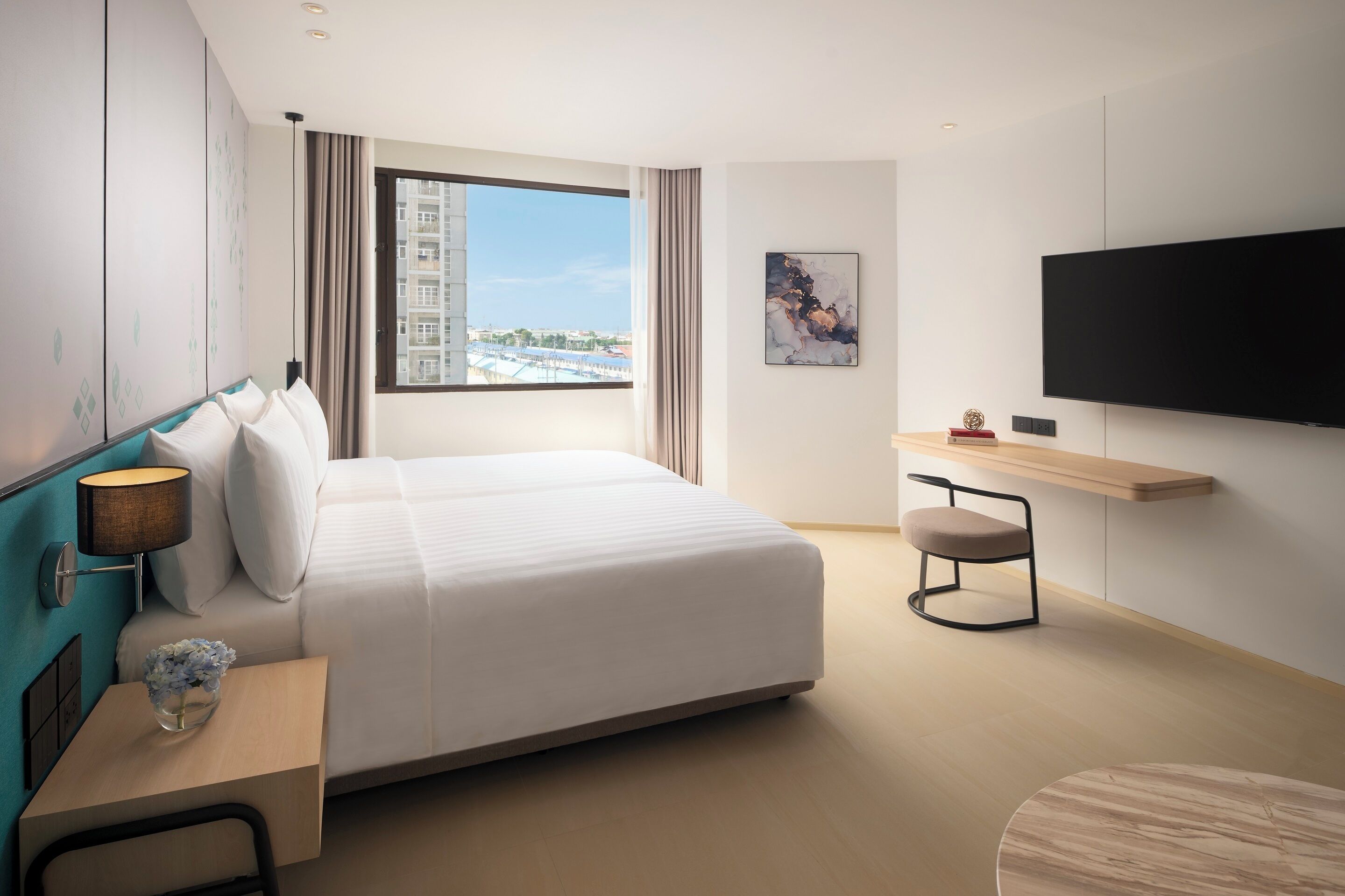 Premier Twin Room | In-room safe, desk, blackout curtains, soundproofing