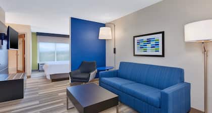 Holiday Inn Express & Suites Blacksburg - University Area by IHG