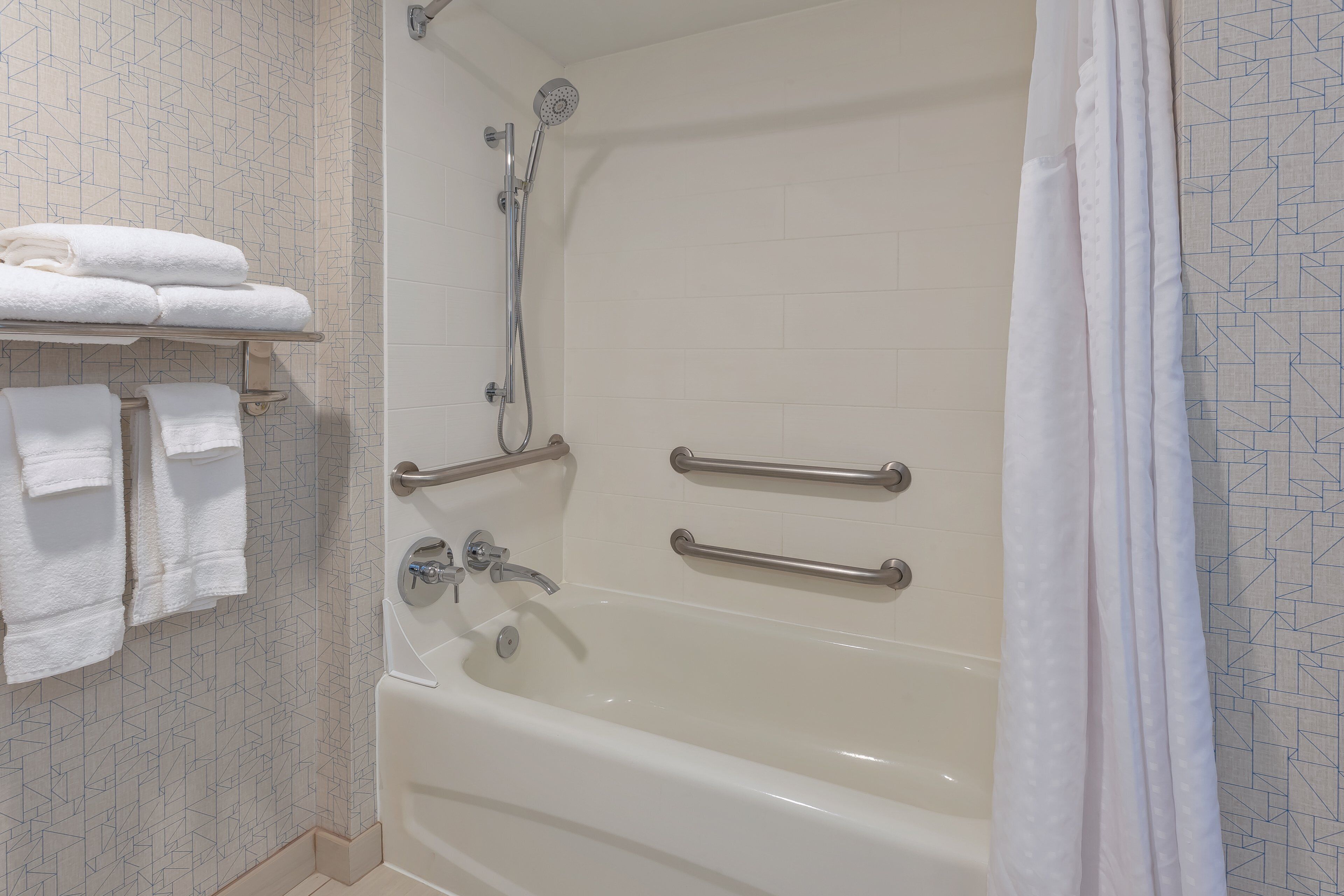 suite, 1 king bed, accessible (communications, accessible tub) | bathroom | combined shower/bathtub, free toiletries, hair dryer, towels