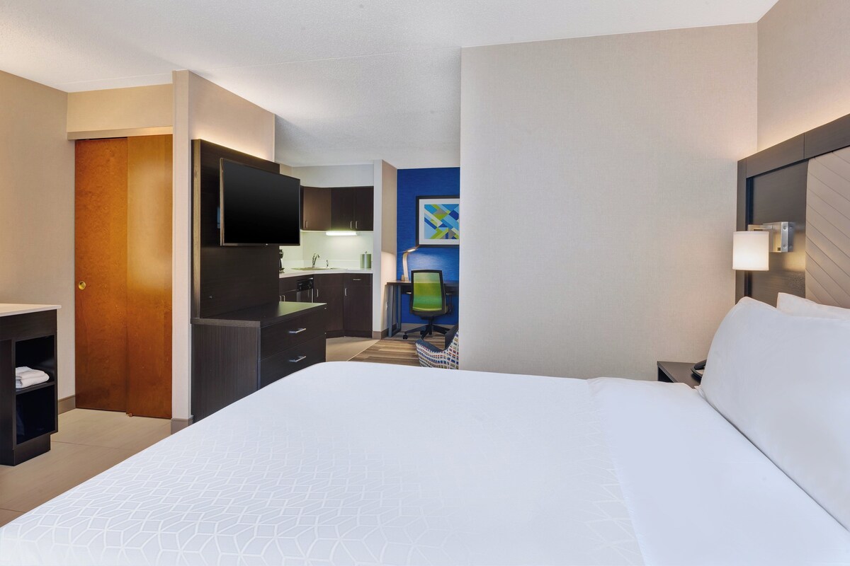Suite, 1 très grand lit (Extra Floor Space)