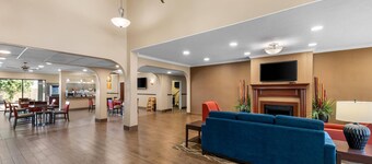 科尔席卡纳东凯富酒店