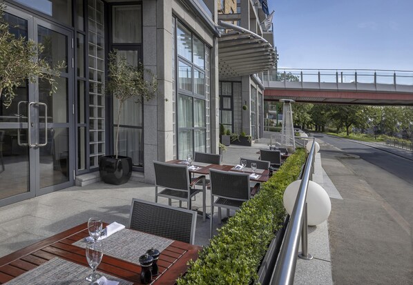 Terrace/patio - Hilton Dublin (Dublin)