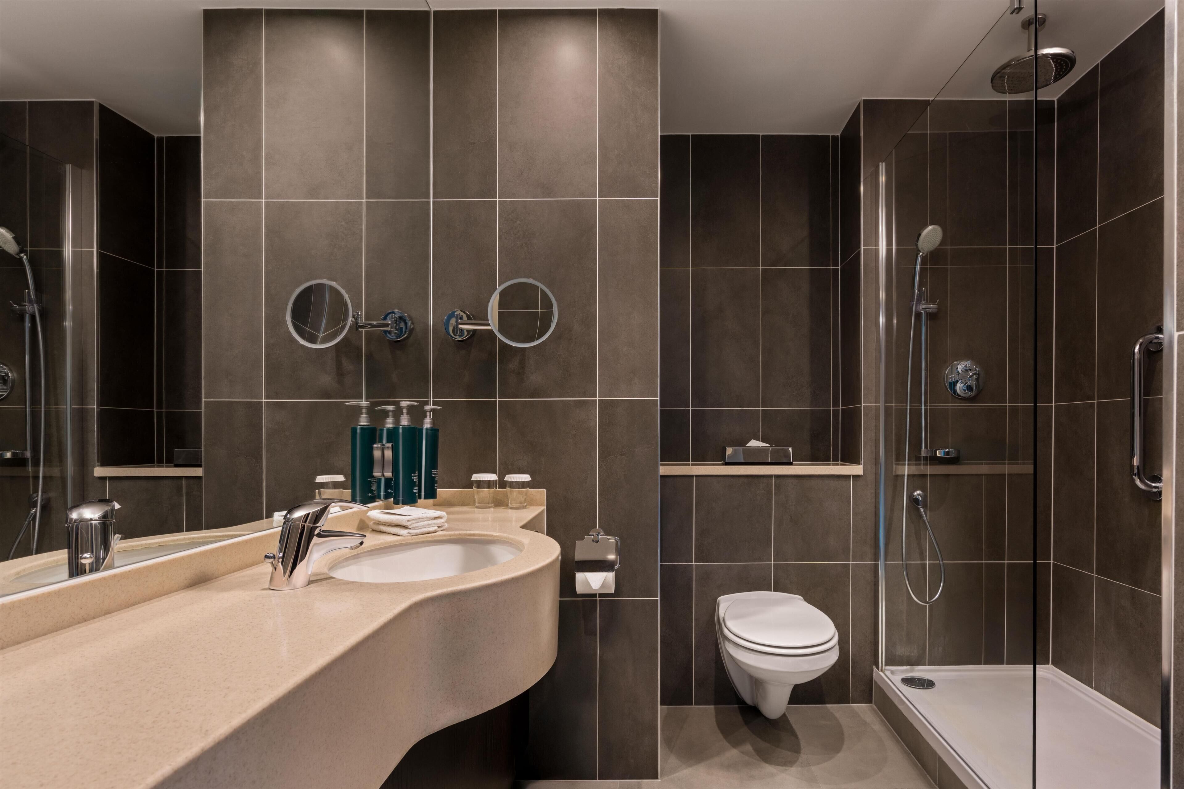 Bathroom shower