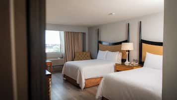 Habitación de lujo, 2 camas matrimoniales | 2 habitaciones, ropa de cama de alta calidad y edredón