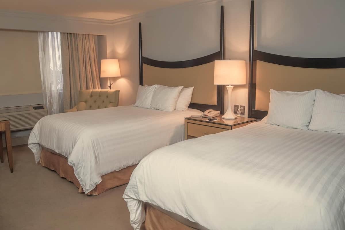 2 bedrooms, premium bedding, down duvets, Select Comfort beds