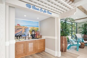 Coffee service - Compass by Margaritaville Hotel Naples (Naples)