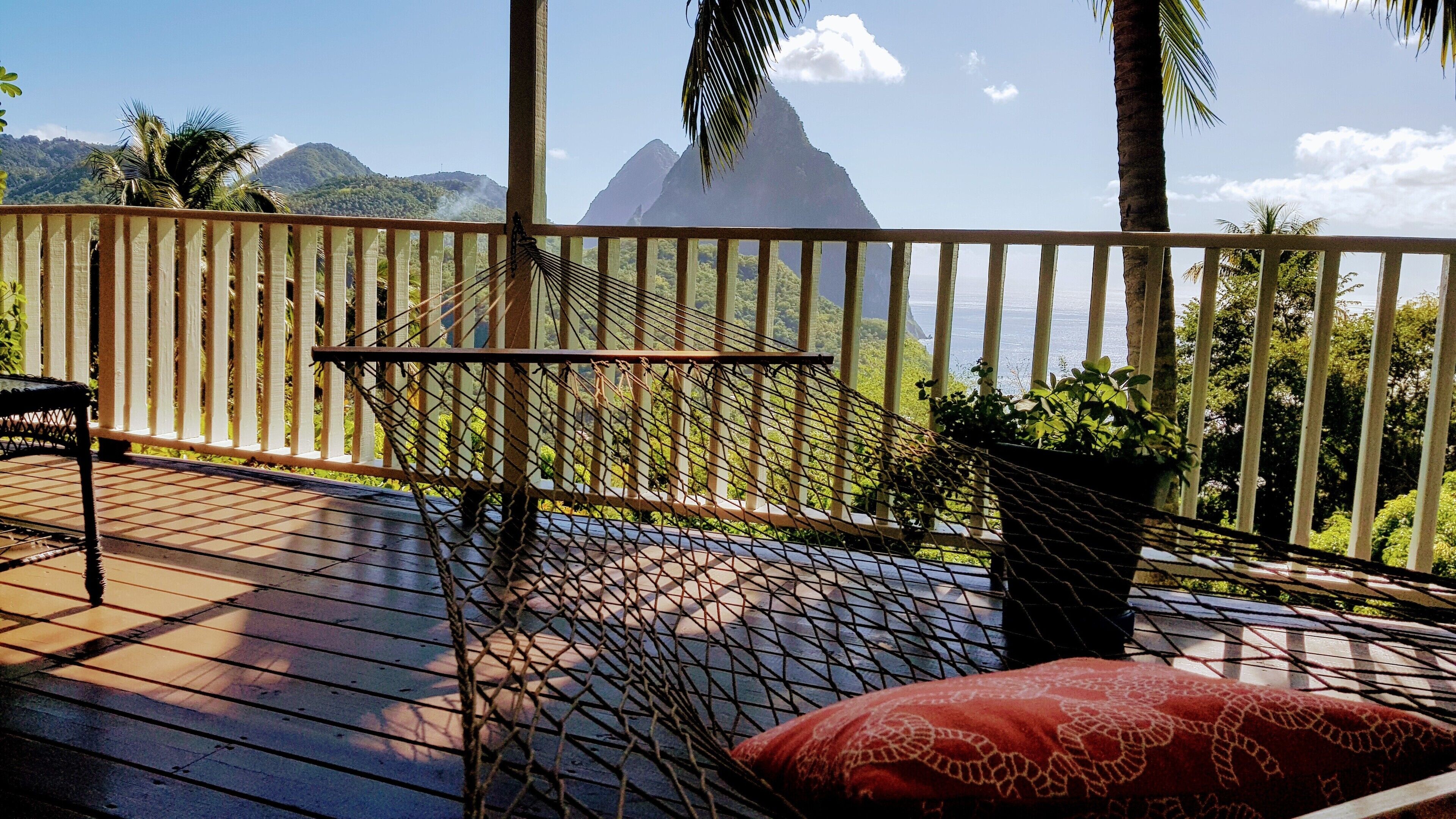 高級客房 | 高級寢具、客房內保險箱、熨斗/熨衣板、搖籃/嬰兒床