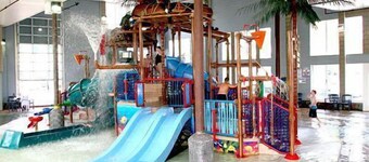 Crown Choice Inn & Suites Lakeview & Waterpark