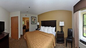 In-room safe, iron/ironing board, free WiFi, bed sheets - Comfort Inn & Suites Hot Springs Midtown (Hot Springs)