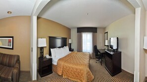 In-room safe, iron/ironing board, free WiFi, bed sheets - Comfort Inn & Suites Hot Springs Midtown (Hot Springs)