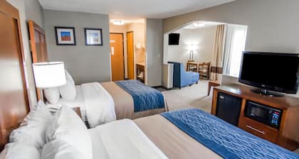 Comfort Inn and Suites Pittsburg