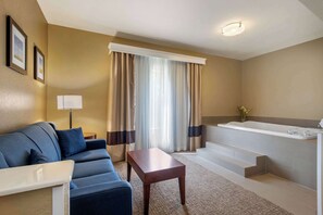 Suite, 1 King Bed with Sofa bed, Non Smoking