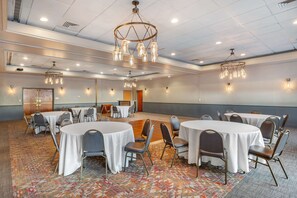 Meeting facility - Comfort Inn & Suites Logan International Airport (Revere)