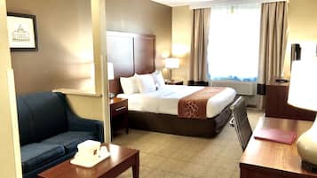 Premium bedding, in-room safe, desk, laptop workspace