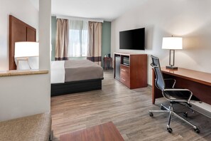 Room, 1 King Bed, Non Smoking | Premium bedding, in-room safe, desk, laptop workspace - Quality Suites Waldorf (Waldorf)