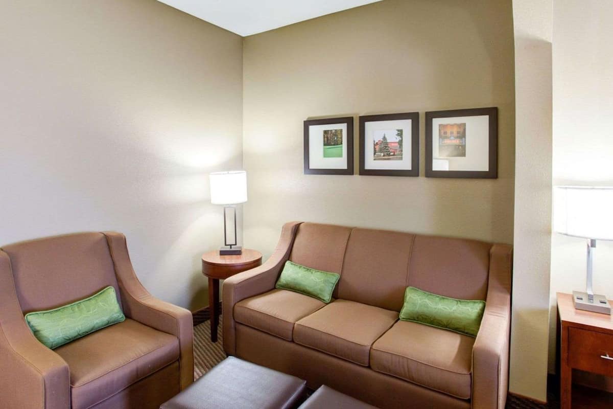 Living area | TV