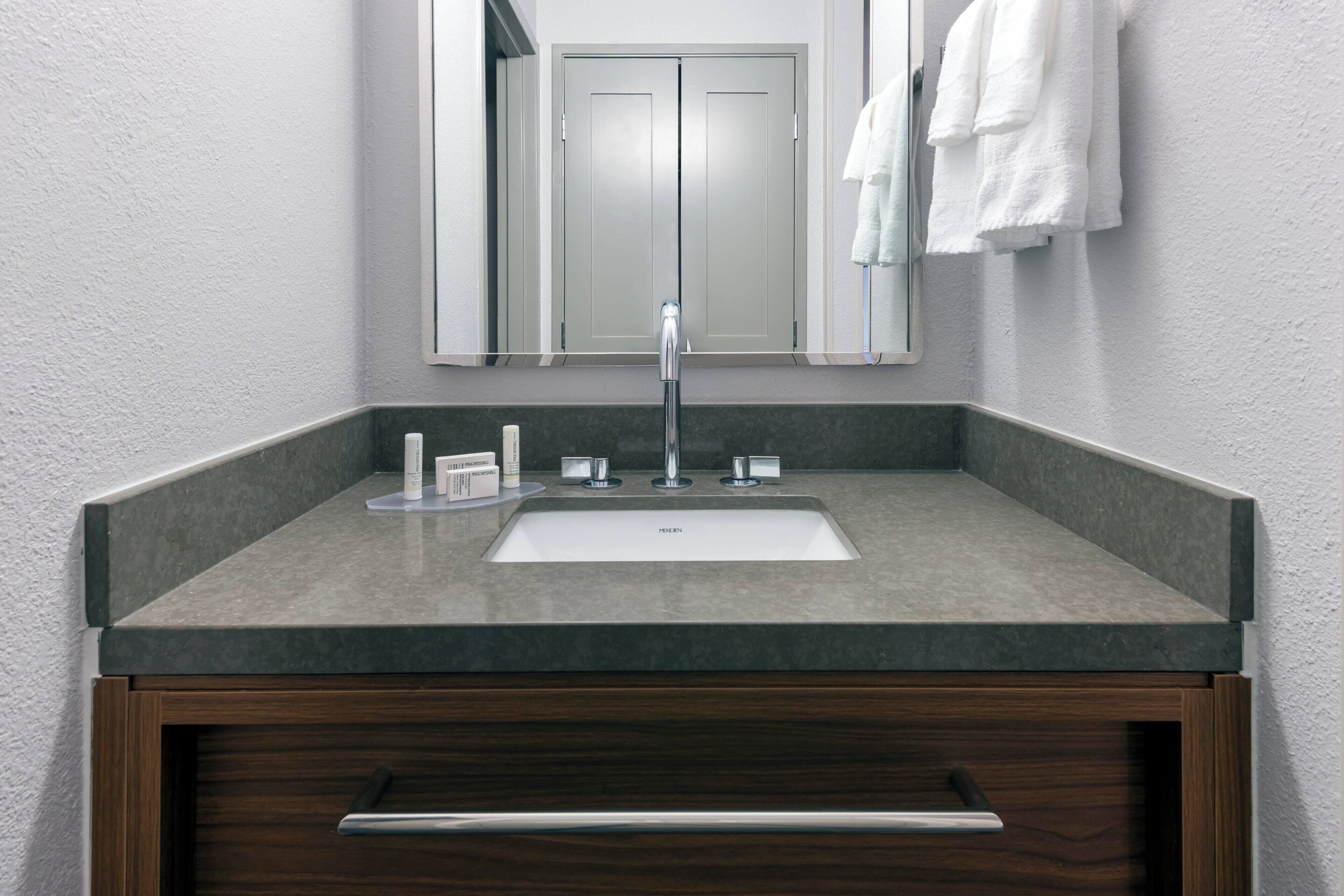 combined shower/bathtub, free toiletries, hair dryer, towels