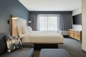 Suite, 1 camera da letto | Una cassaforte in camera, una scrivania, ferro/asse da stiro