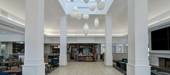 Hilton Garden Inn Detroit Metro Airport