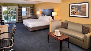 Suite, 1 King Bed, Lake View