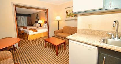 Kalamazoo Hotel and Suites