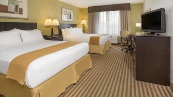 Basic Double Room | Down comforters, desk, laptop workspace, blackout drapes