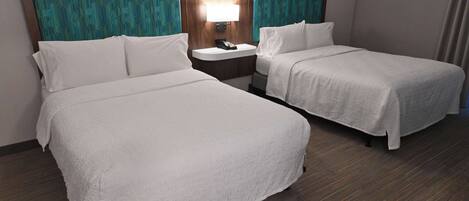 Suite, 2 Queen Beds, Accessible, Non Smoking