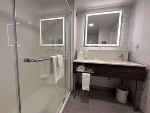 1 King-Bett, Nichtraucher | Dusche im Bad