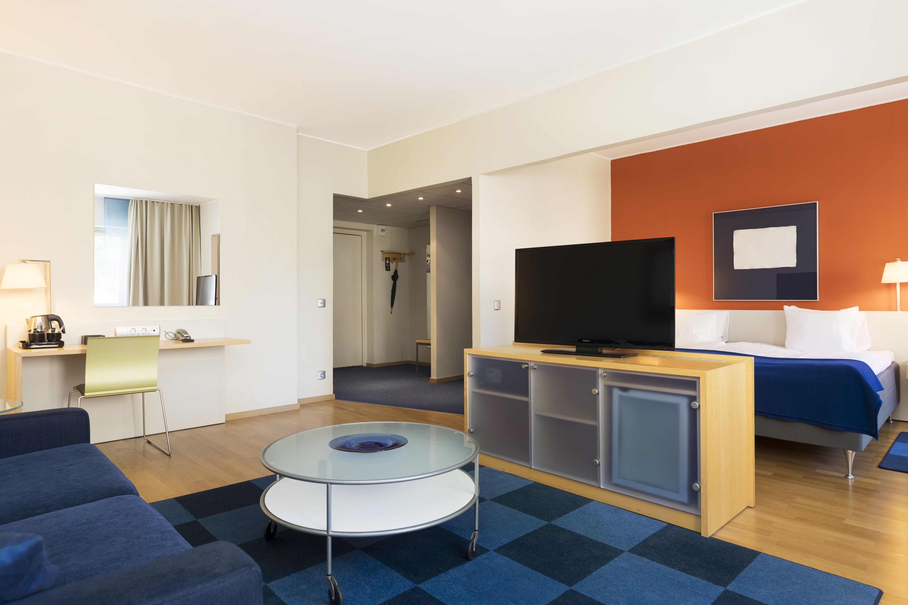 superior twin room | 1 bedroom, in-room safe, desk, blackout curtains