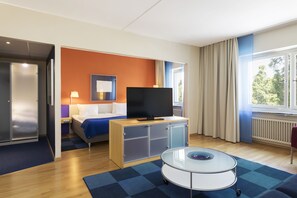 Superior Twin Room | In-room safe, desk, blackout curtains, free WiFi