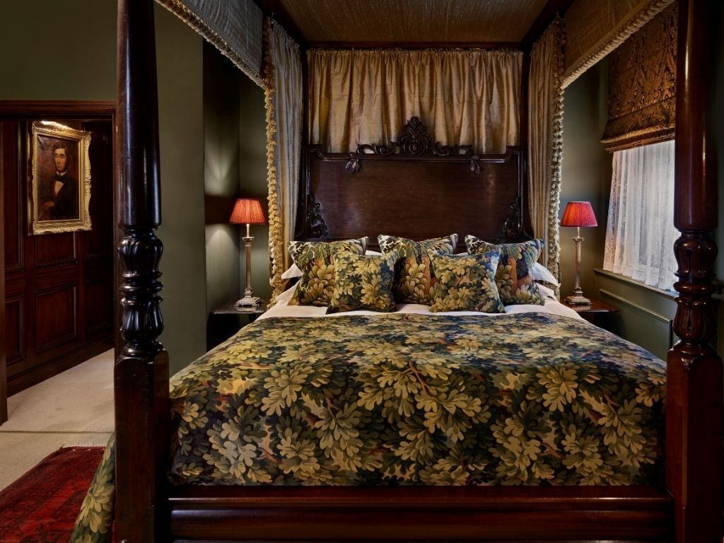 Suíte júnior | Roupas de cama de algodão egípcio, roupas de cama premium, frigobar