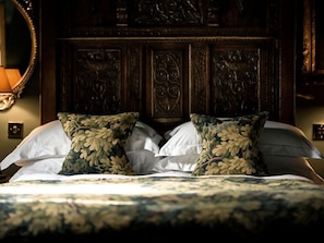 Club Double Room | Egyptian cotton sheets, premium bedding, minibar, in-room safe - The Rookery Hotel (London)