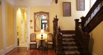 The Queen Anne Hotel