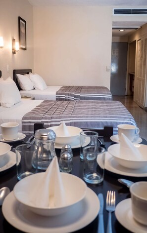 1 bedroom, desk, free WiFi, bed sheets - Amarea Hotel Acapulco (Acapulco)