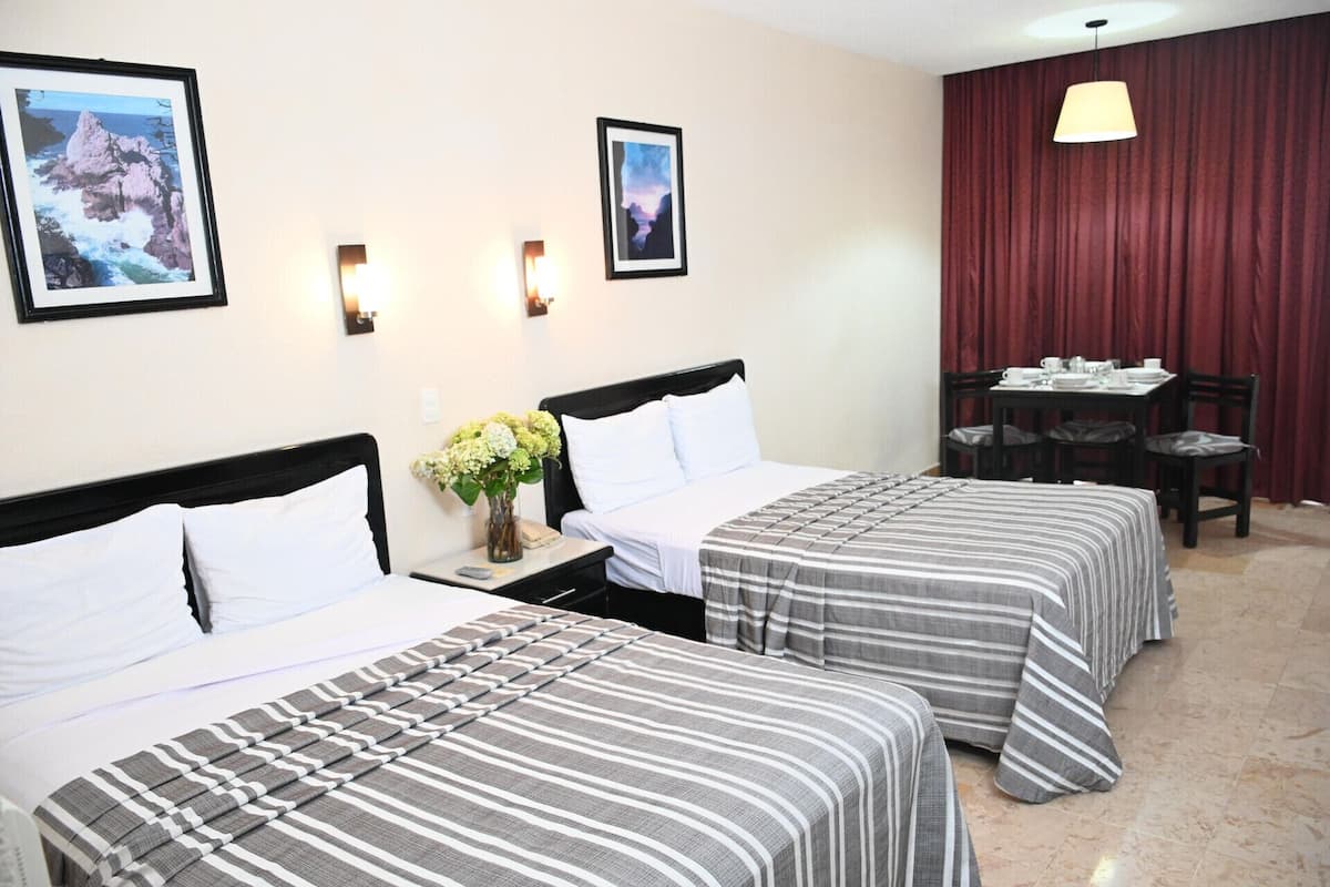 1 chambre, bureau, Wi-Fi gratuit, draps fournis