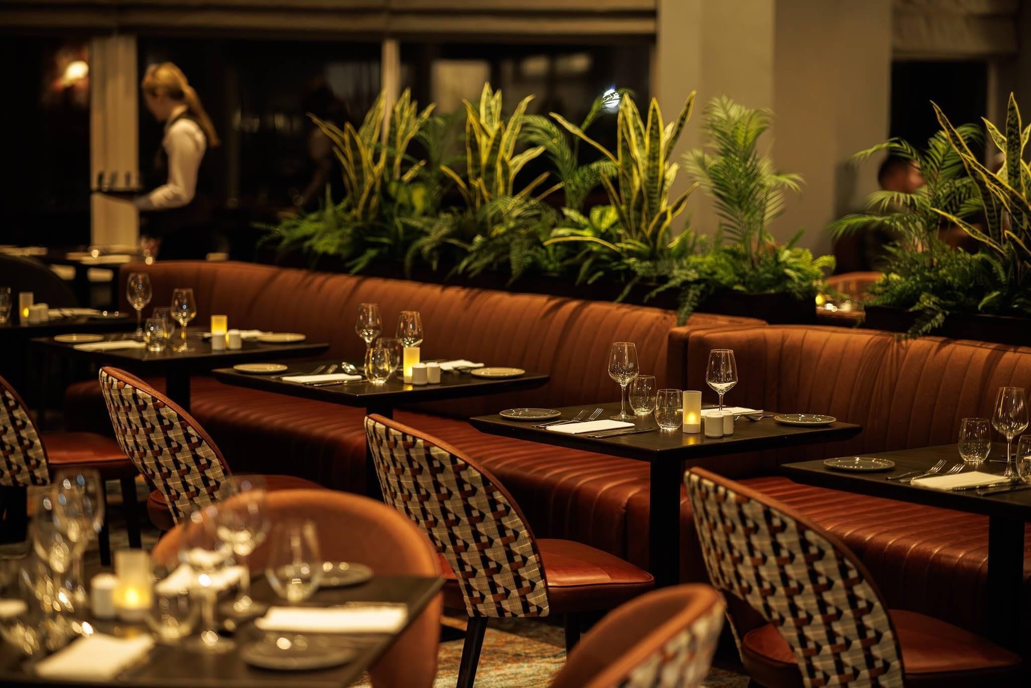 Breakfast, lunch and dinner served