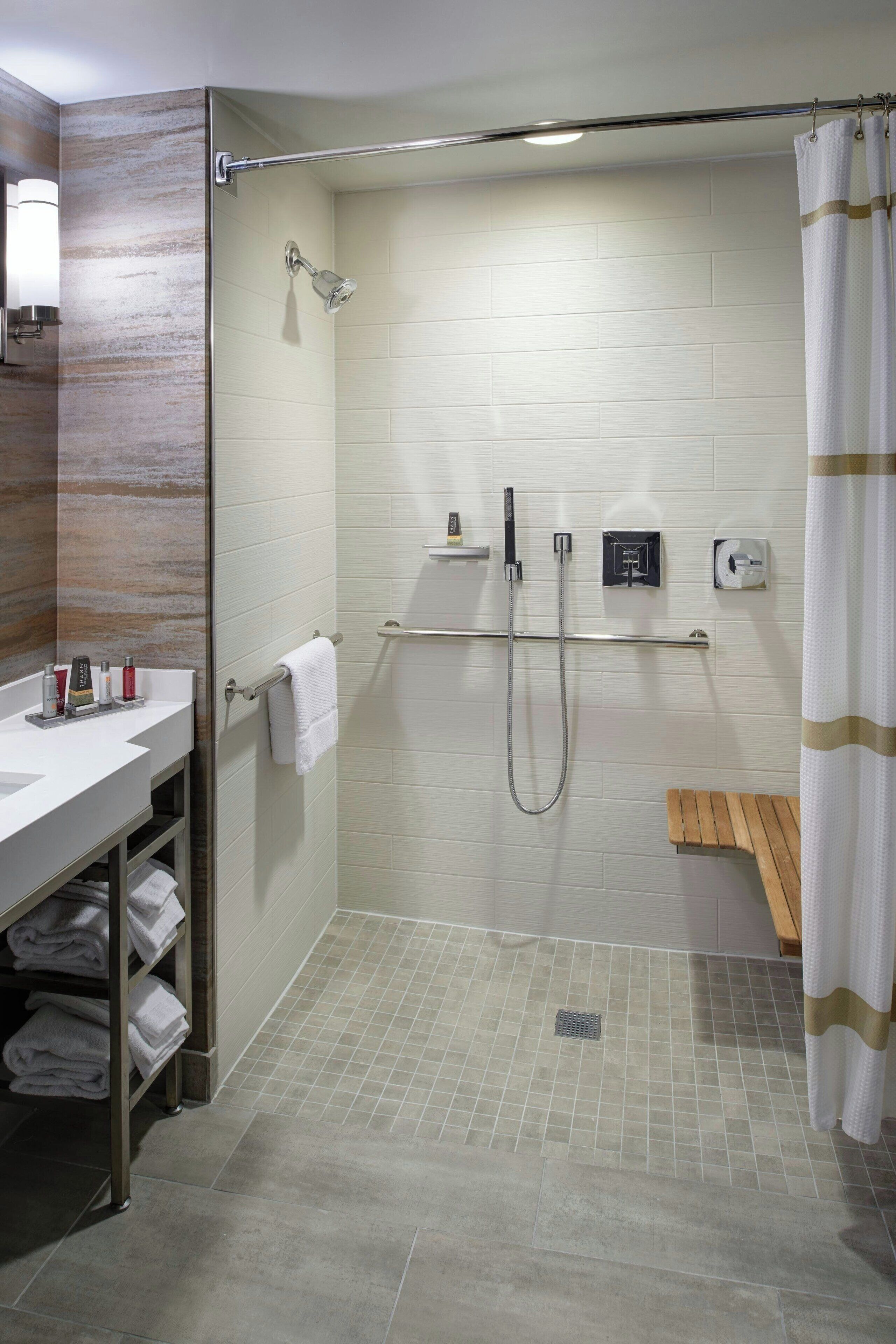 in-room safe, desk, laptop workspace, blackout curtains