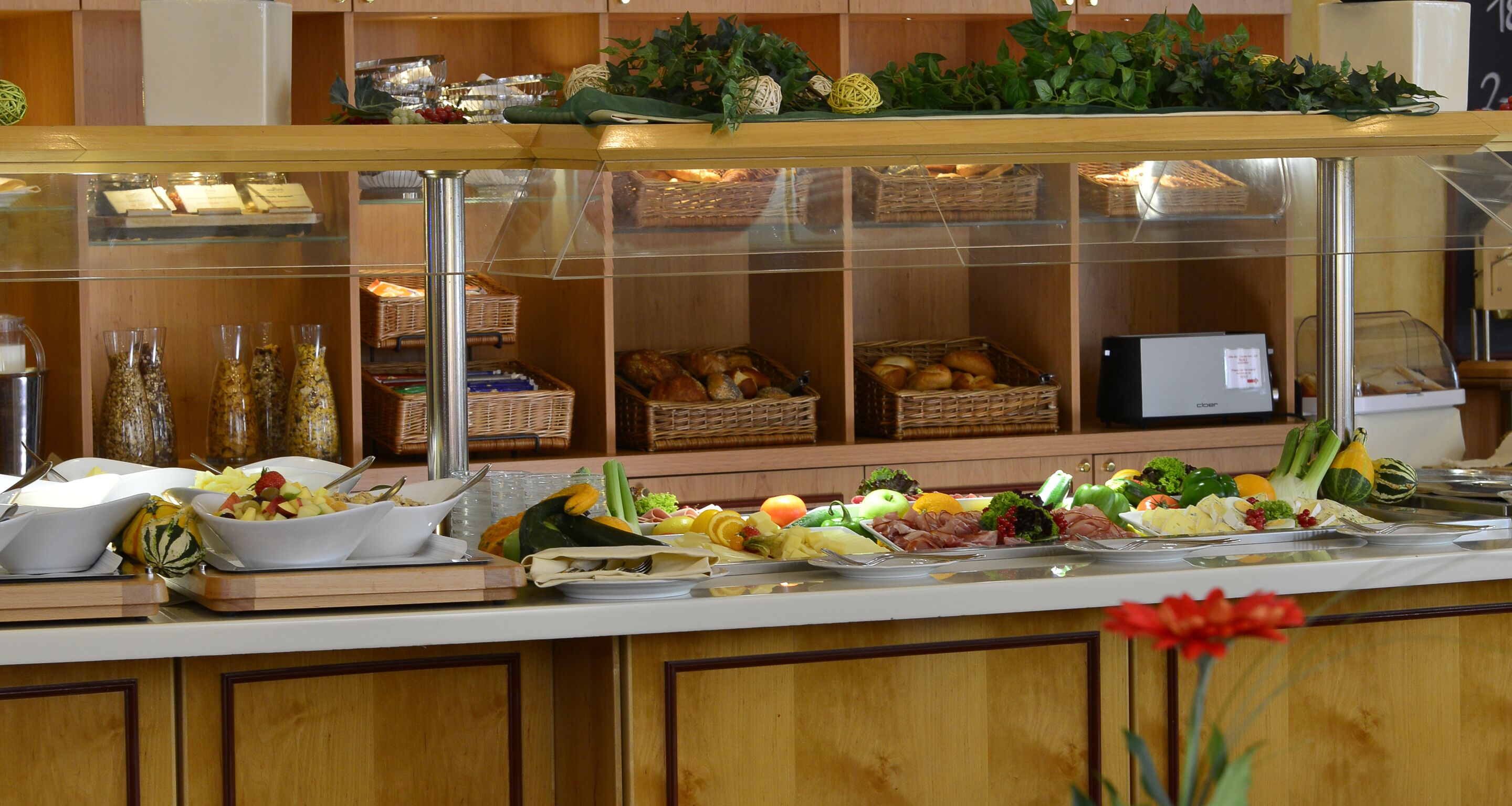 daily buffet breakfast (eur 15 per person)