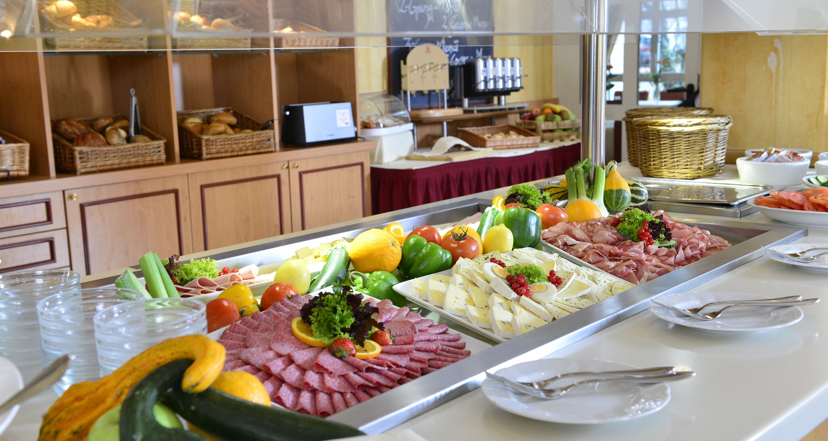 Daily buffet breakfast (EUR 15 per person)