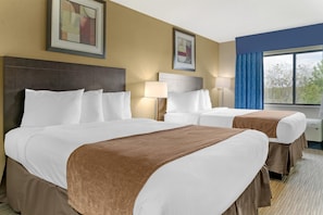 Standard Room, 2 Queen Beds, Refrigerator & Microwave, River View | 1 bedroom, in-room safe, desk, blackout drapes