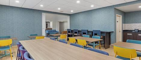 Petit déjeuner à emporter compris tous les jours