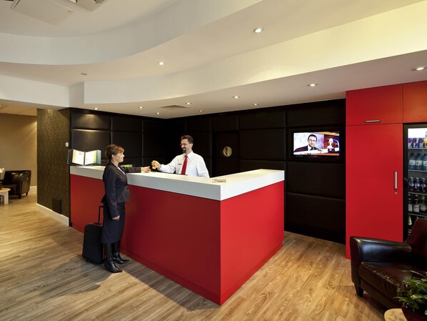 المنشأة من الخارج