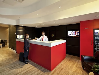 ibis Stevenage Centre