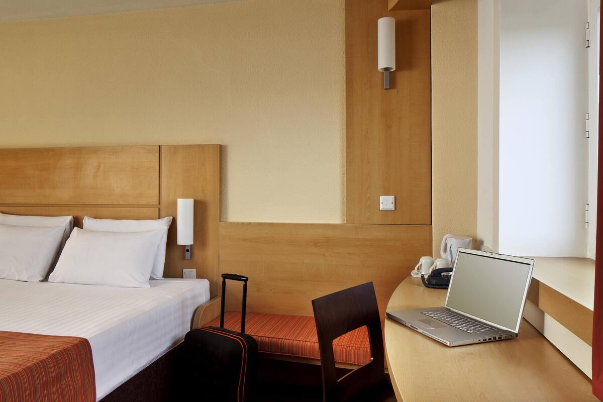 Standard Room, 1 Double Bed